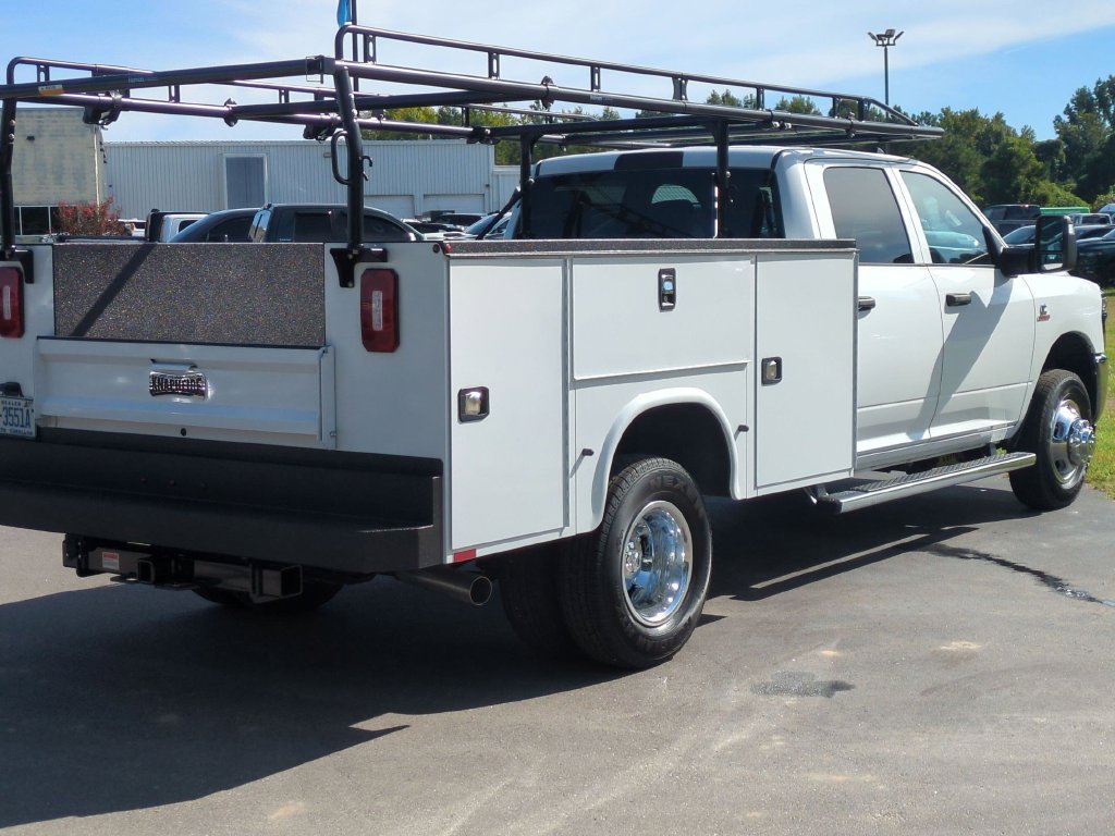 New 2026 RAM 3500 Tradesman w/ Chrome Appearance Group A AWD/4WD image 4