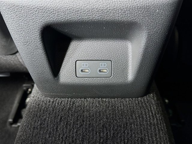 Used 2025 Genesis G70 3.3T Advanced image 29