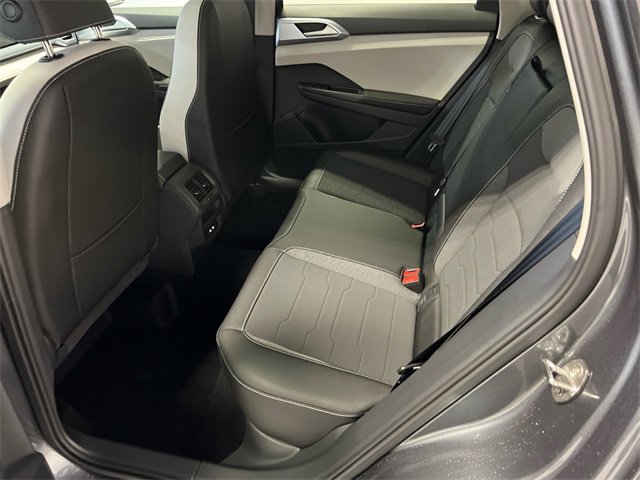 New 2026 Volkswagen Taos SE image 9