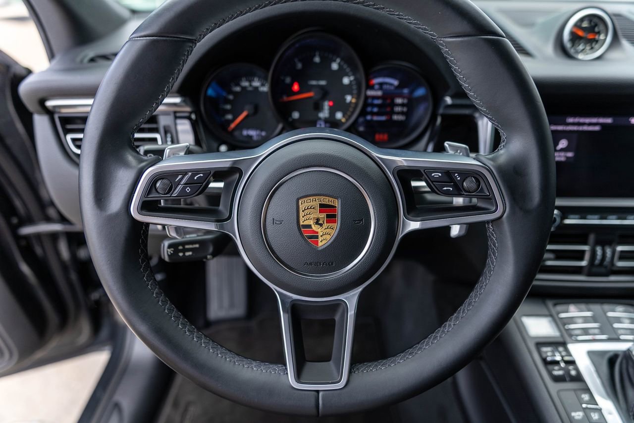 Used 2021 Porsche Macan AWD/4WD image 26