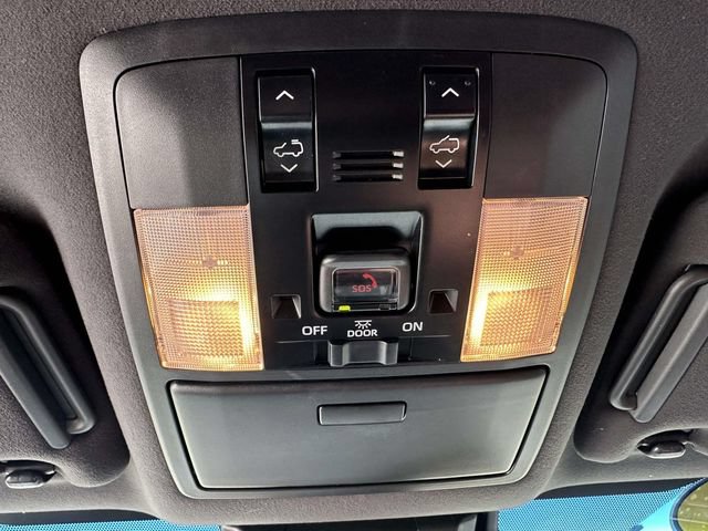 Used 2023 Lexus GX 460 Premium w/ Premium Package AWD/4WD image 41