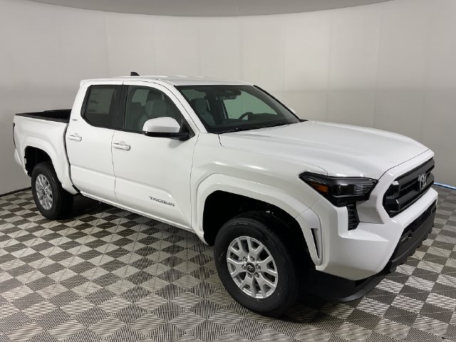 New 2026 Toyota Tacoma SR5