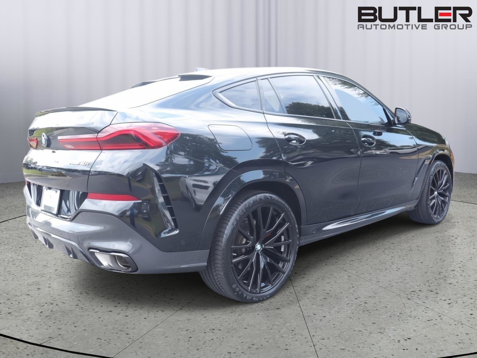 Used 2024 BMW X6 xDrive40i w/ Premium Package AWD/4WD image 6