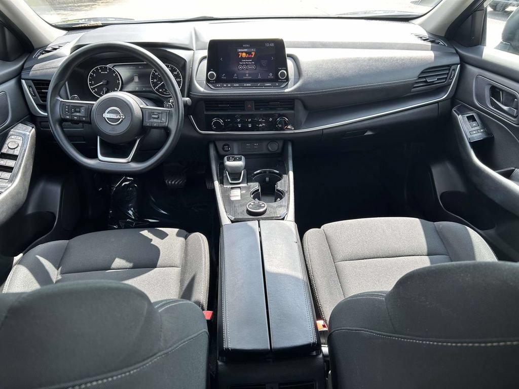 Used 2024 Nissan Rogue S AWD/4WD image 12