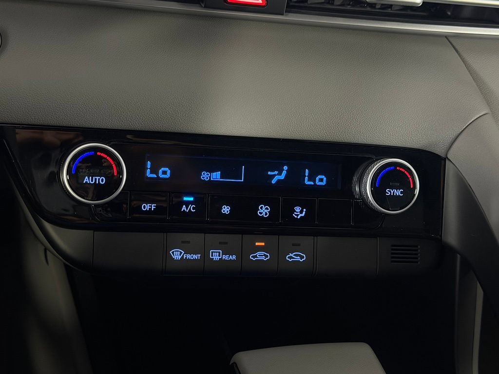 Used 2026 Hyundai Elantra Sport FWD image 18