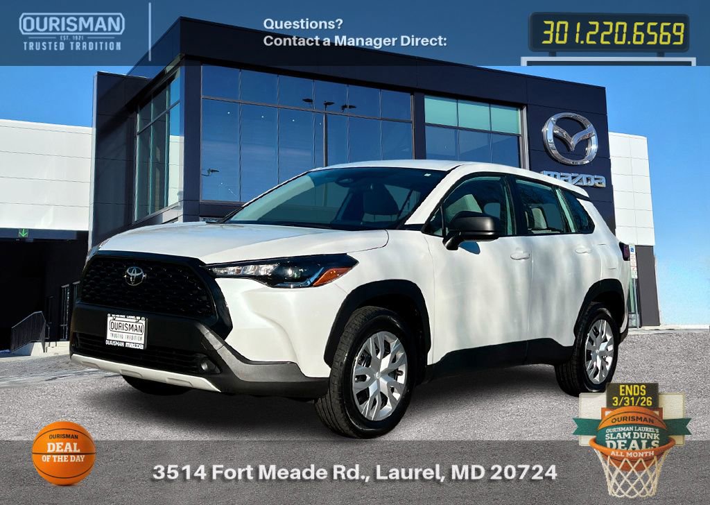 Used 2024 Toyota Corolla Cross L image 2