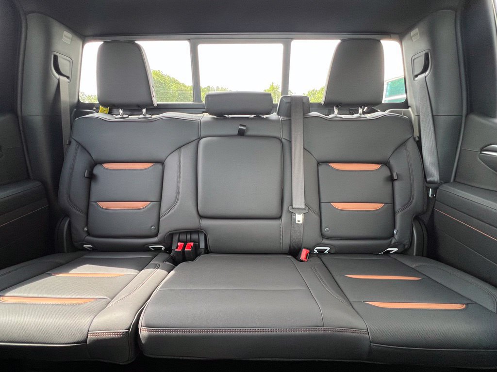 New 2026 GMC Sierra 1500 AT4 w/ AT4 Premium Package AWD/4WD image 13