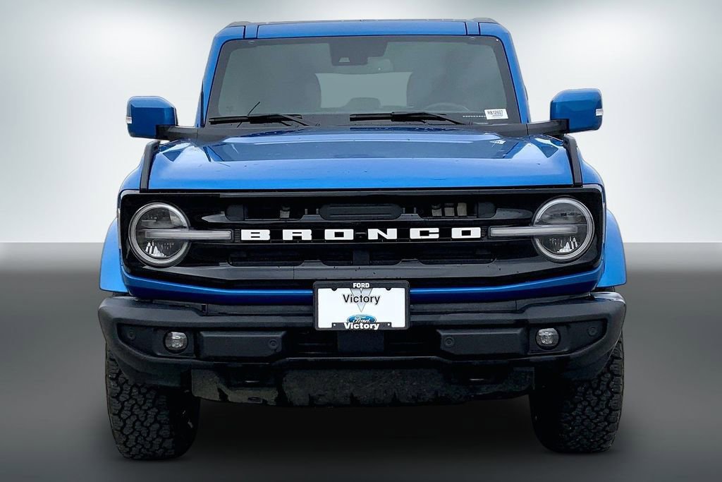 Used 2024 Ford Bronco Outer Banks AWD/4WD image 3