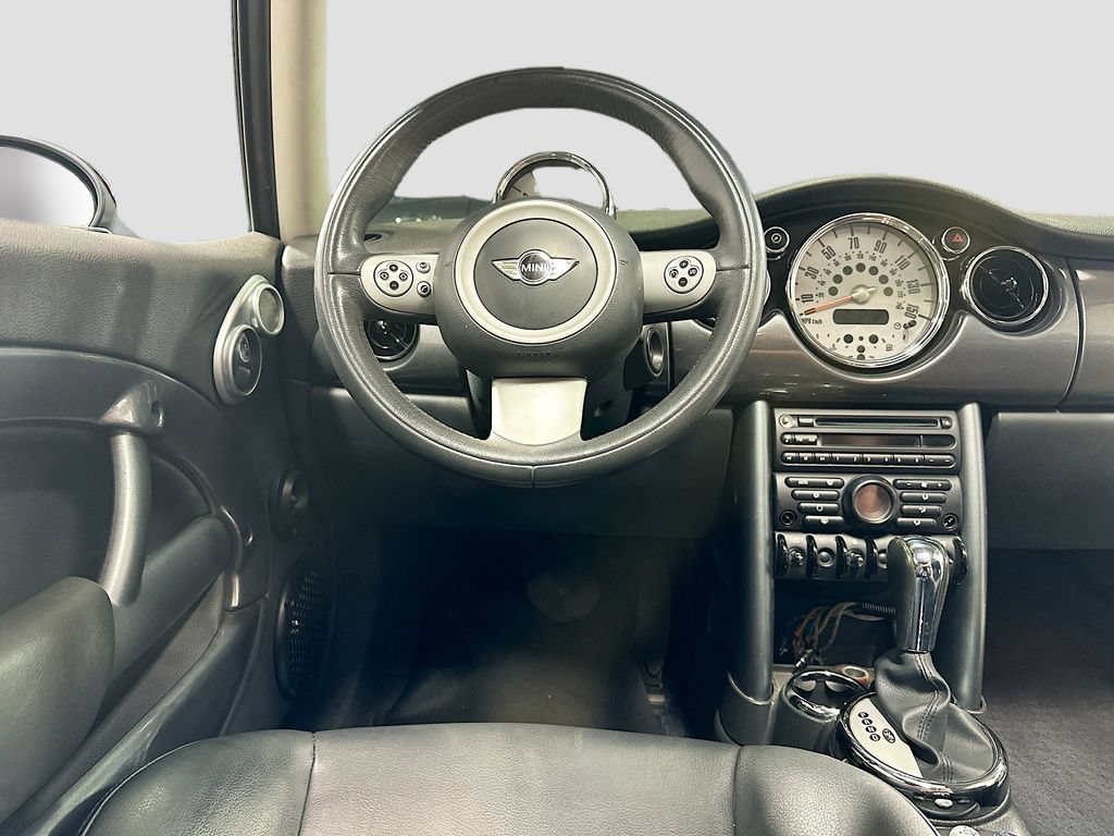 Used 2006 MINI Cooper Hardtop FWD image 21