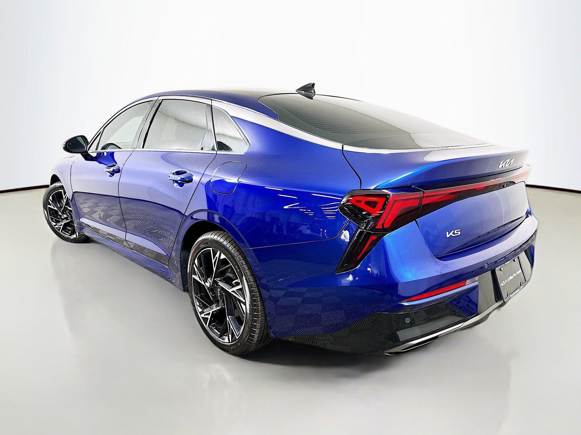 Certified 2025 Kia K5 GT-Line w/ GT-Line Premium Package AWD/4WD image 5