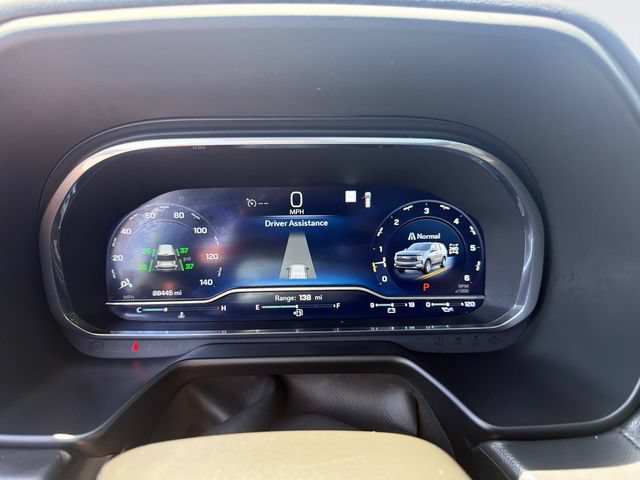 Used 2022 Chevrolet Tahoe RST w/ Luxury Package AWD/4WD image 31