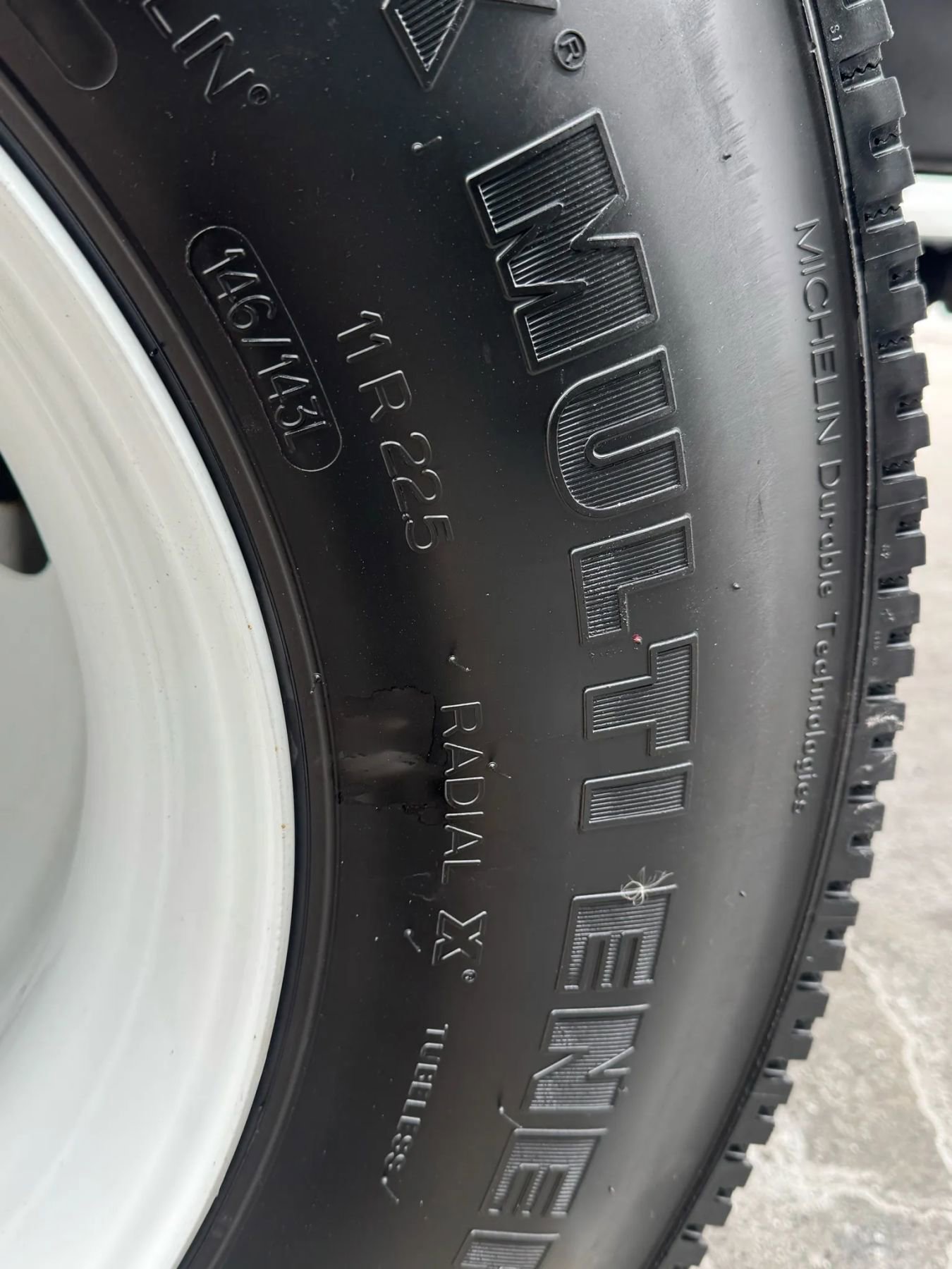 Used 2022 Ford F650 2WD Regular Cab Super Duty image 33