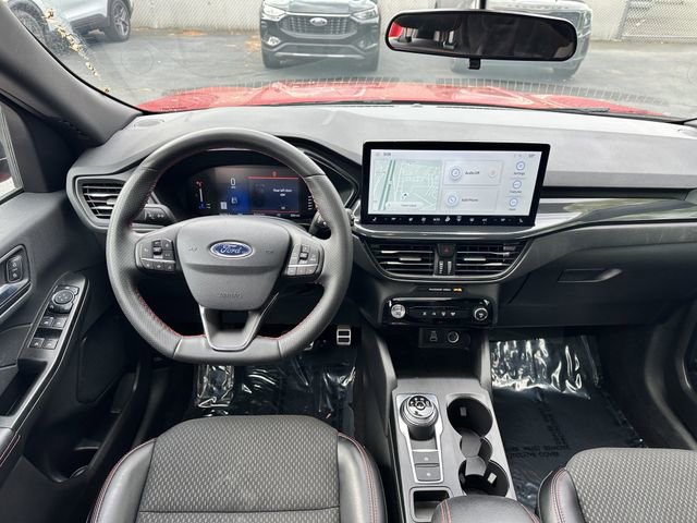 Certified 2024 Ford Escape ST-Line w/ Tech Pack #1 AWD/4WD image 13