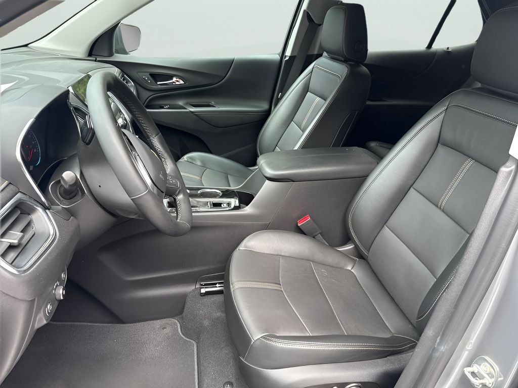 Used 2023 Chevrolet Equinox Premier AWD/4WD image 17
