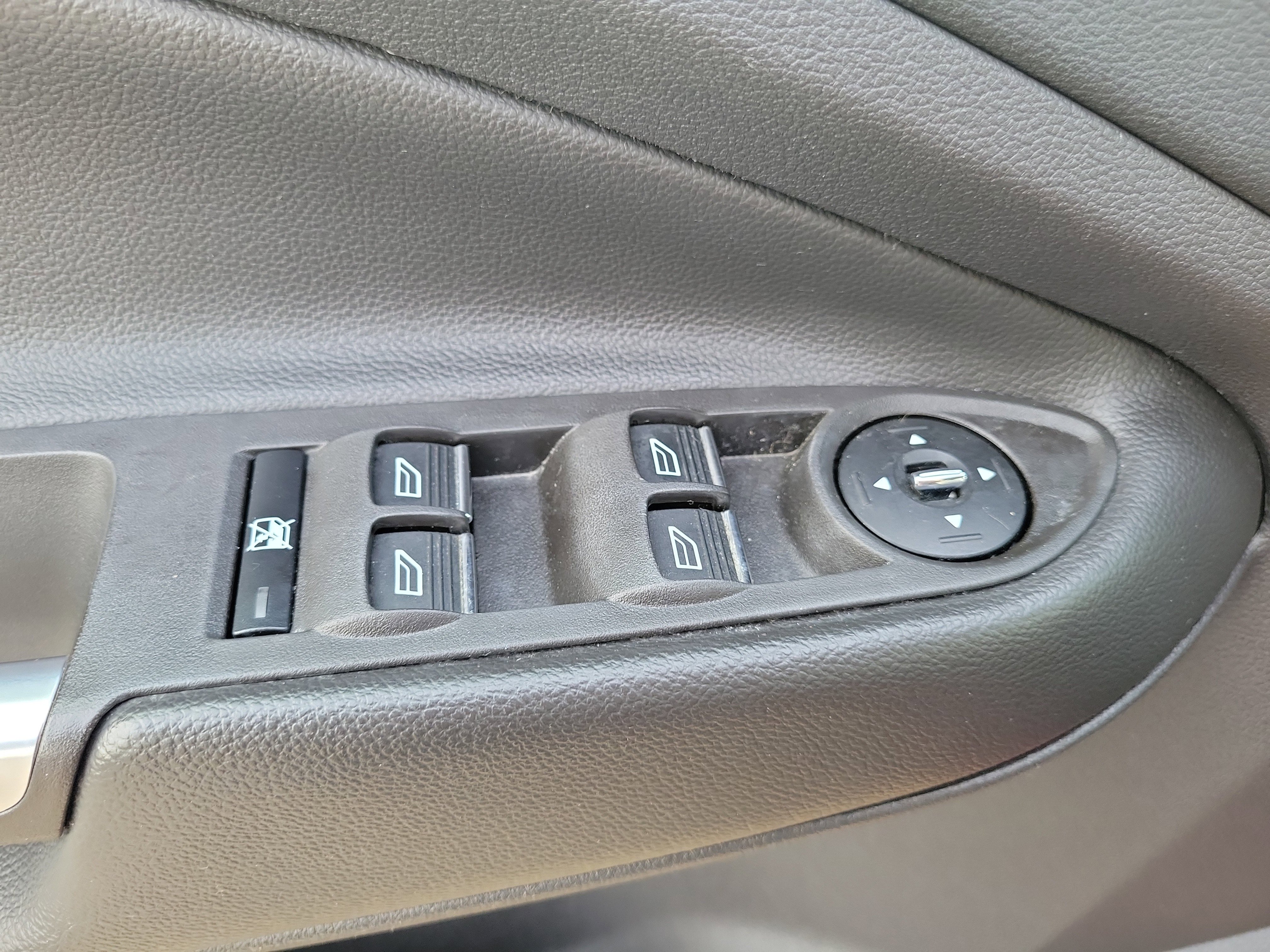 Used 2016 Ford Escape Titanium AWD/4WD image 23