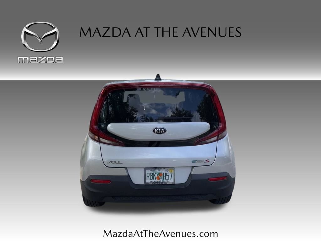 Used 2021 Kia Soul S FWD image 3