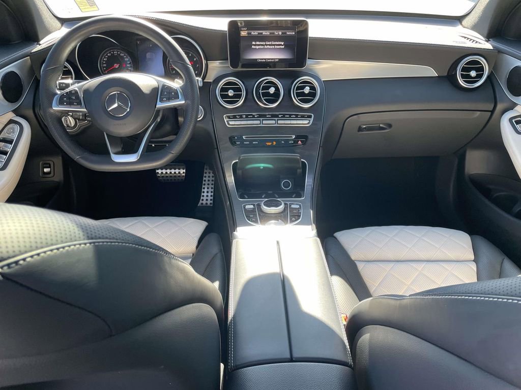 Used 2019 Mercedes-Benz GLC 300 image 14