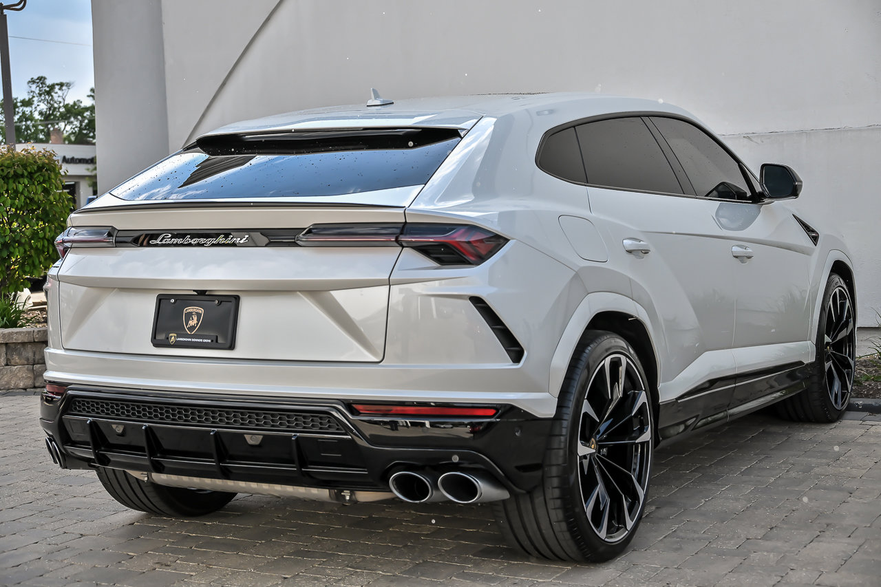 Used 2022 Lamborghini Urus AWD/4WD image 16