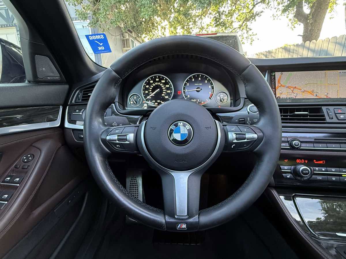 Used 2015 BMW 528i Sedan image 28