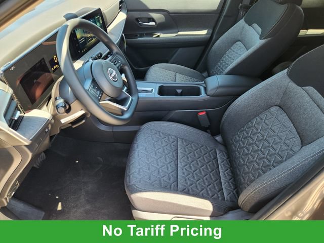 New 2026 Nissan Kicks SV w/ Cold Weather Package FWD image 10