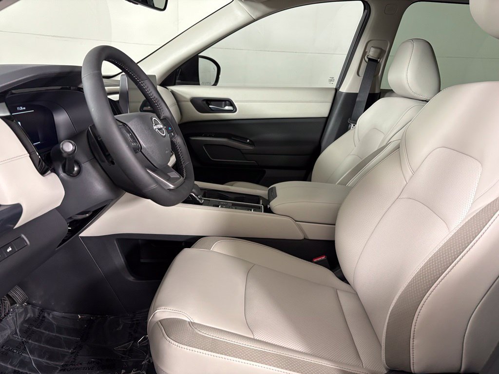 New 2026 Nissan Pathfinder SL FWD image 21