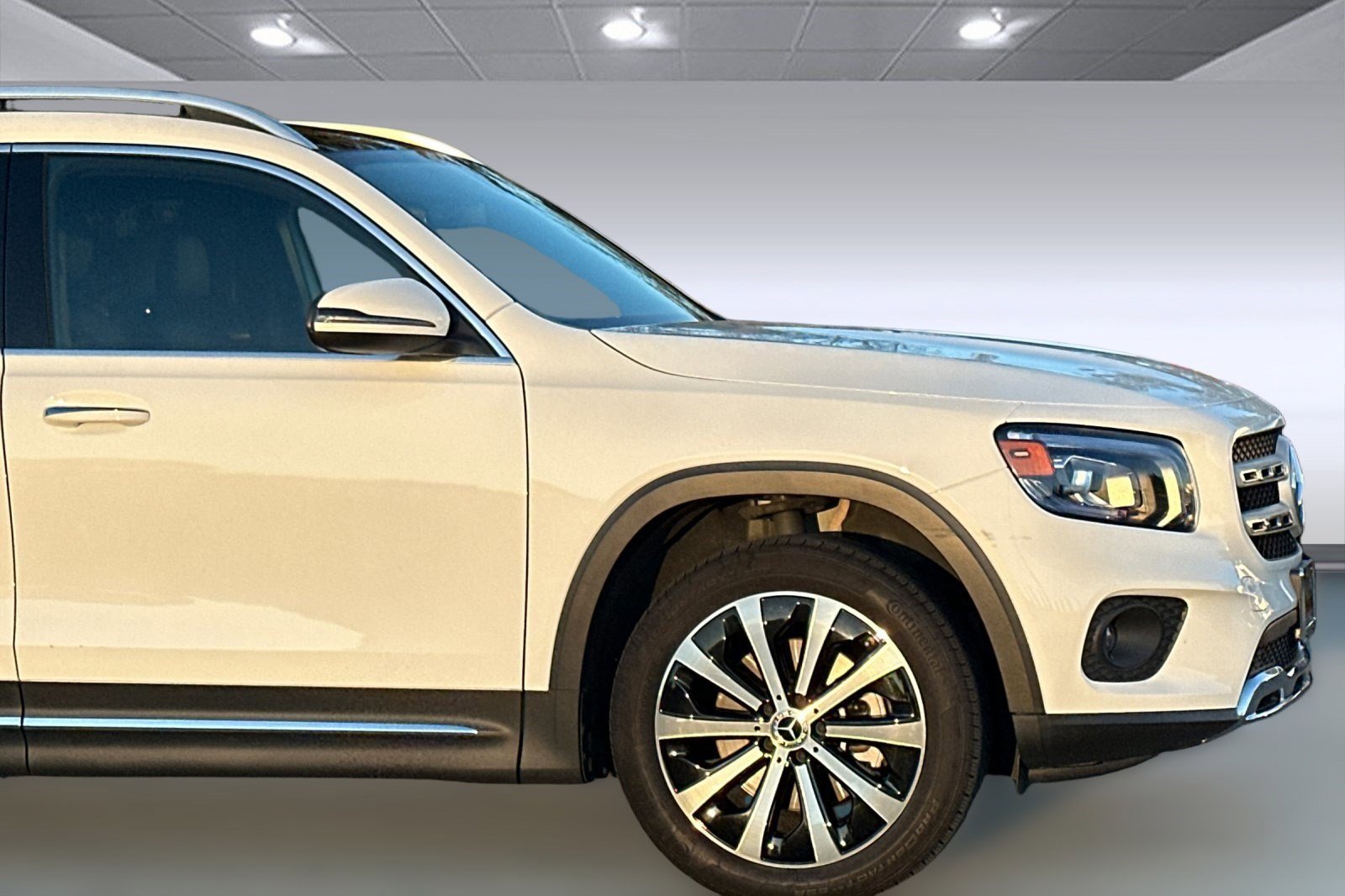 Certified 2023 Mercedes-Benz GLB 250 image 31