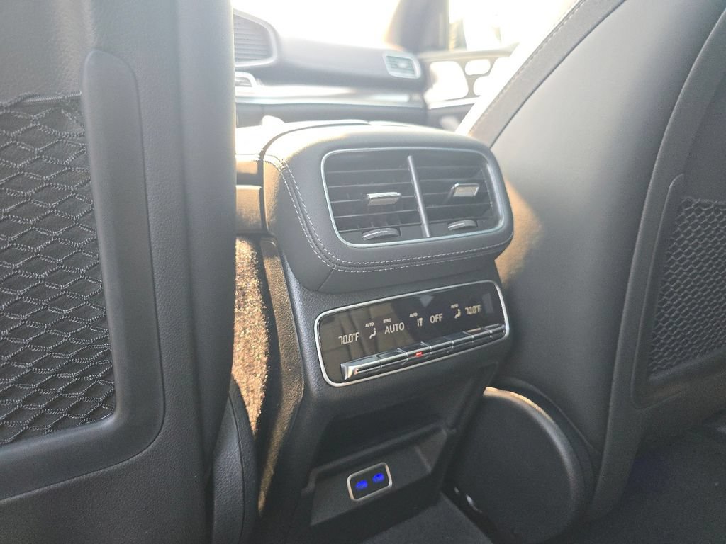 New 2026 Mercedes-Benz GLS 63 AMG 4MATIC image 27