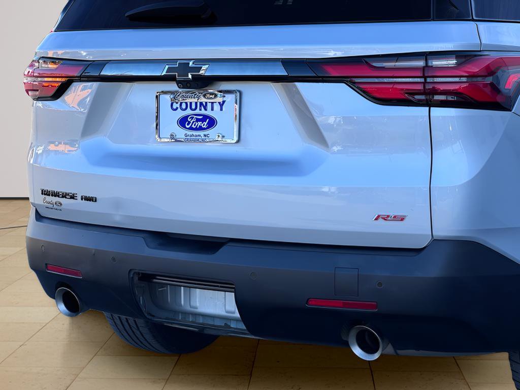 Used 2022 Chevrolet Traverse RS image 43