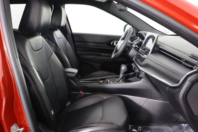 Used 2023 Jeep Compass Limited AWD/4WD image 17