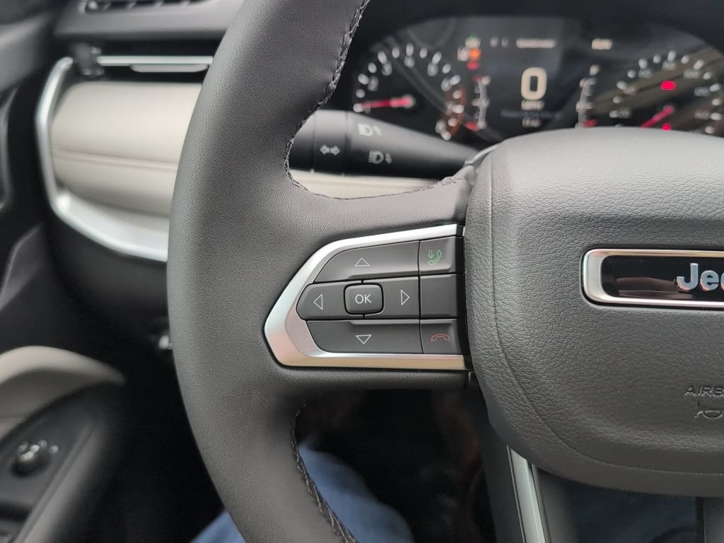 New 2026 Jeep Compass Limited AWD/4WD image 23