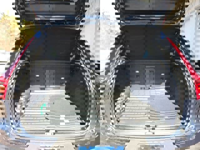 New 2026 Volvo EX40 Plus w/ Climate Package image 17