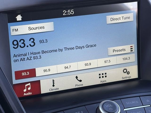 Used 2018 Ford Escape SE w/ SE Sport Appearance Package image 26