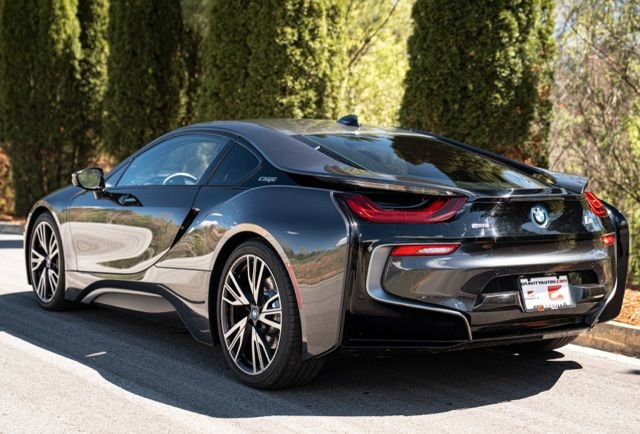 Used 2019 BMW i8 Base image 15