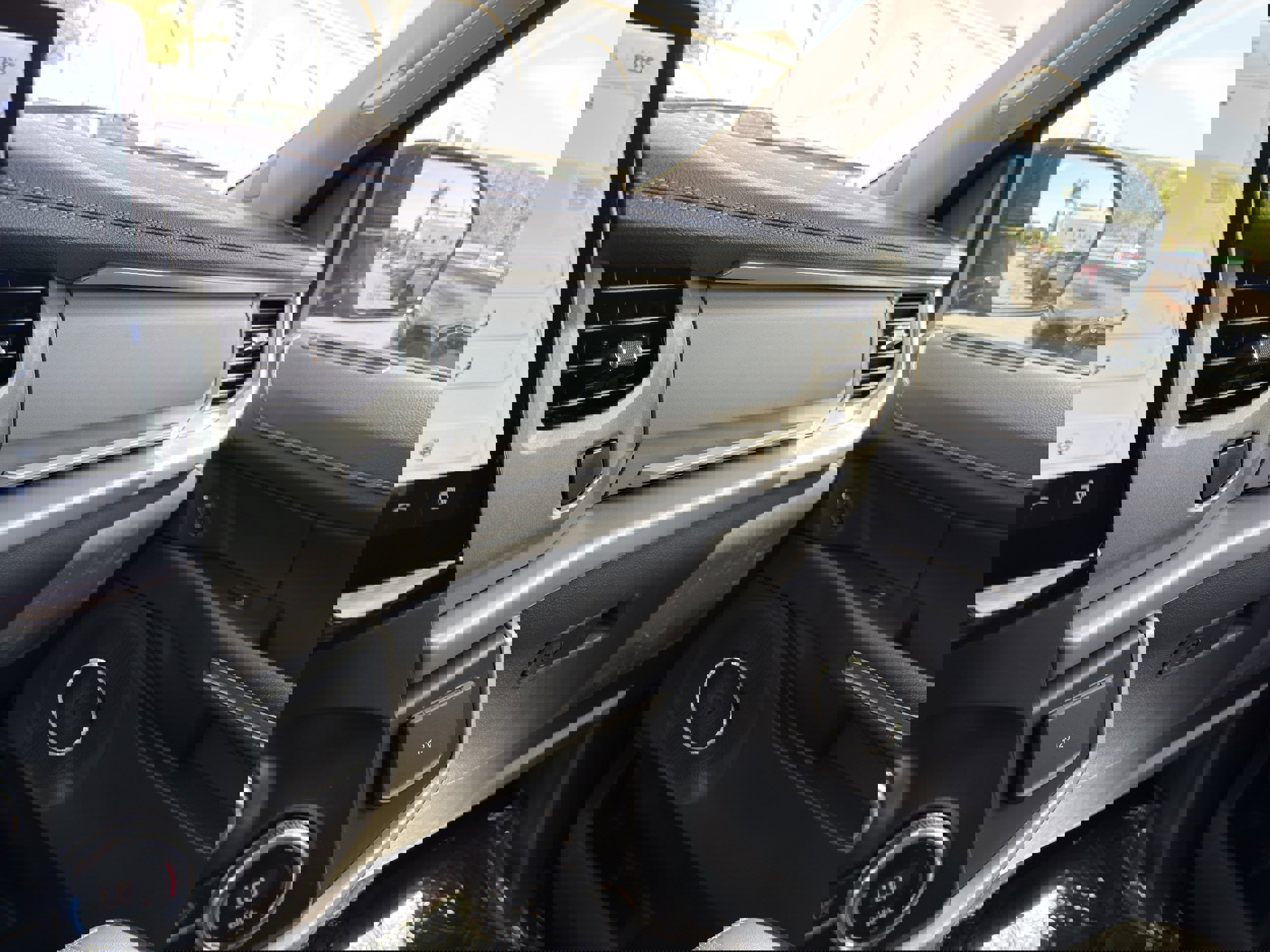 Used 2024 Ford Expedition XLT AWD/4WD image 35