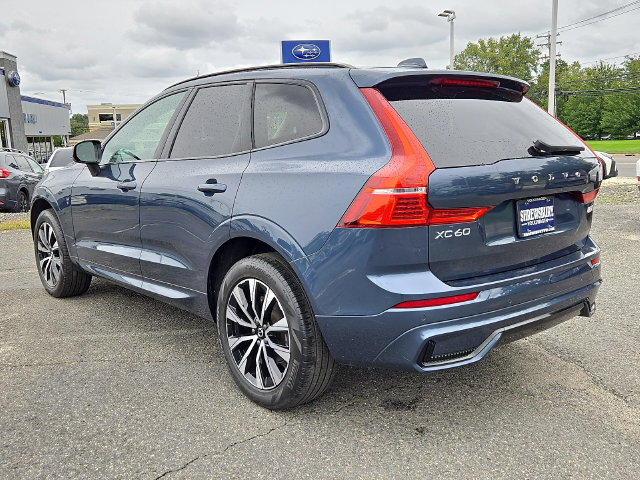 Used 2024 Volvo XC60 B5 Core w/ Climate Package AWD/4WD image 4
