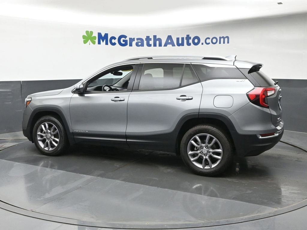 Used 2024 GMC Terrain SLT image 19