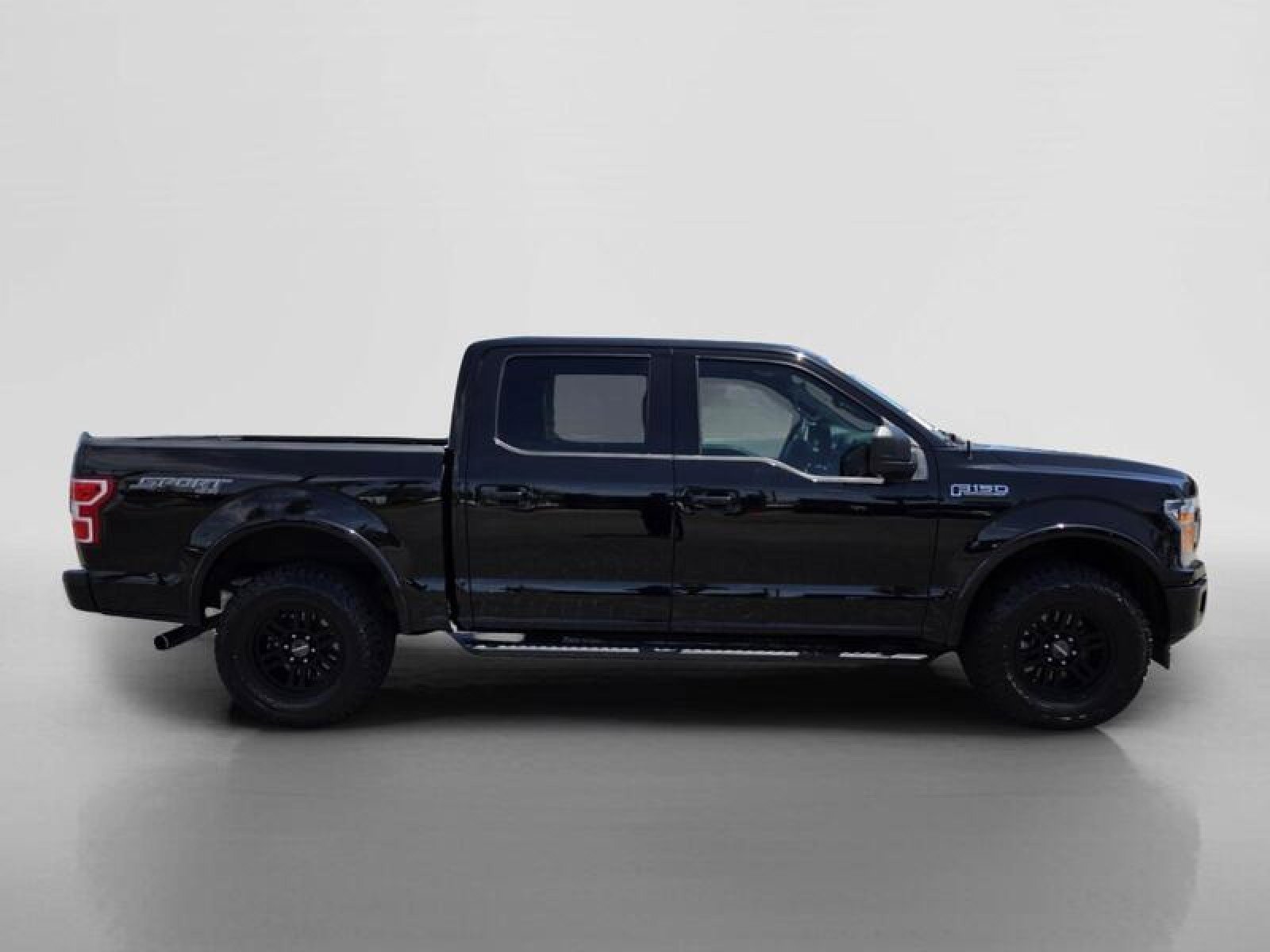 Used 2020 Ford F150 XLT w/ Equipment Group 301A Mid AWD/4WD image 6