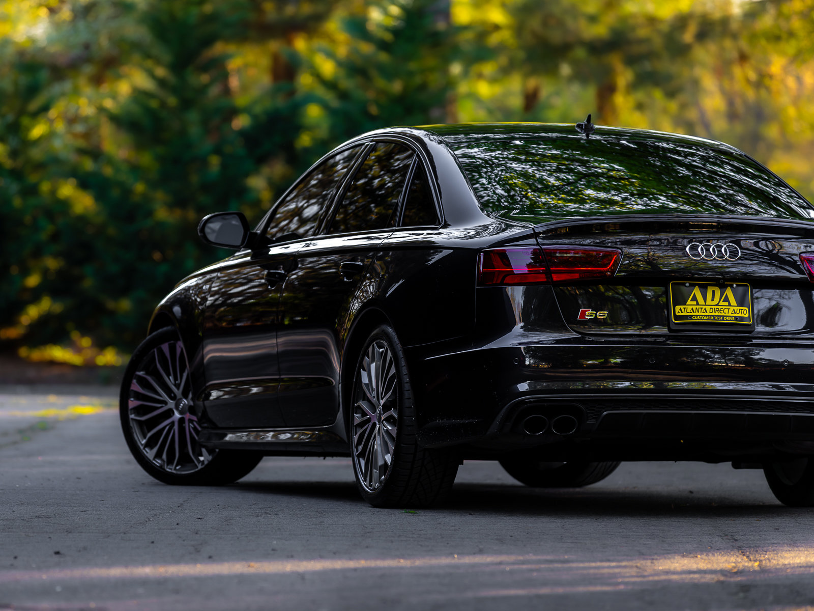 Used 2017 Audi S6 Premium Plus w/ S6 Sport Package image 28