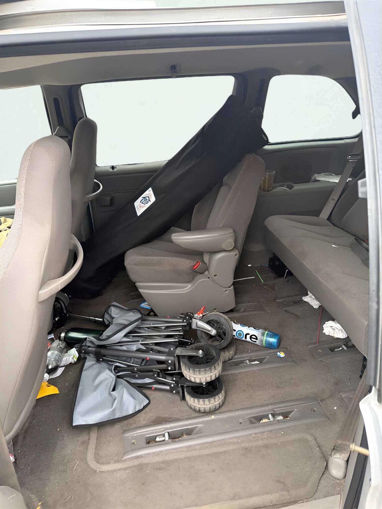 Used 2003 Dodge Caravan SE FWD image 10