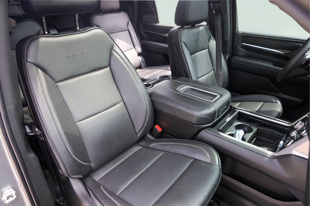 Used 2023 GMC Yukon Denali AWD/4WD image 36