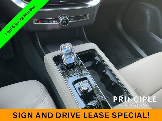 New 2026 Volvo XC90 B6 Plus w/ Protection Package Premier image 16