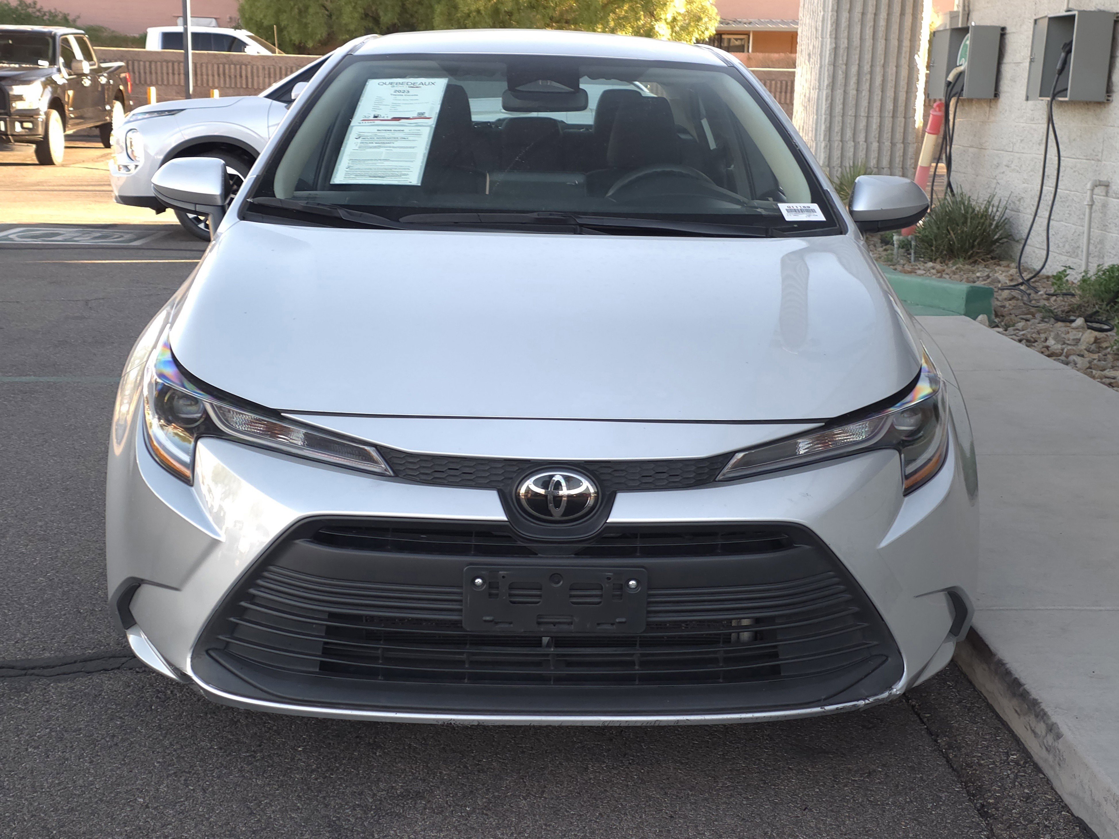 Used 2023 Toyota Corolla LE image 2