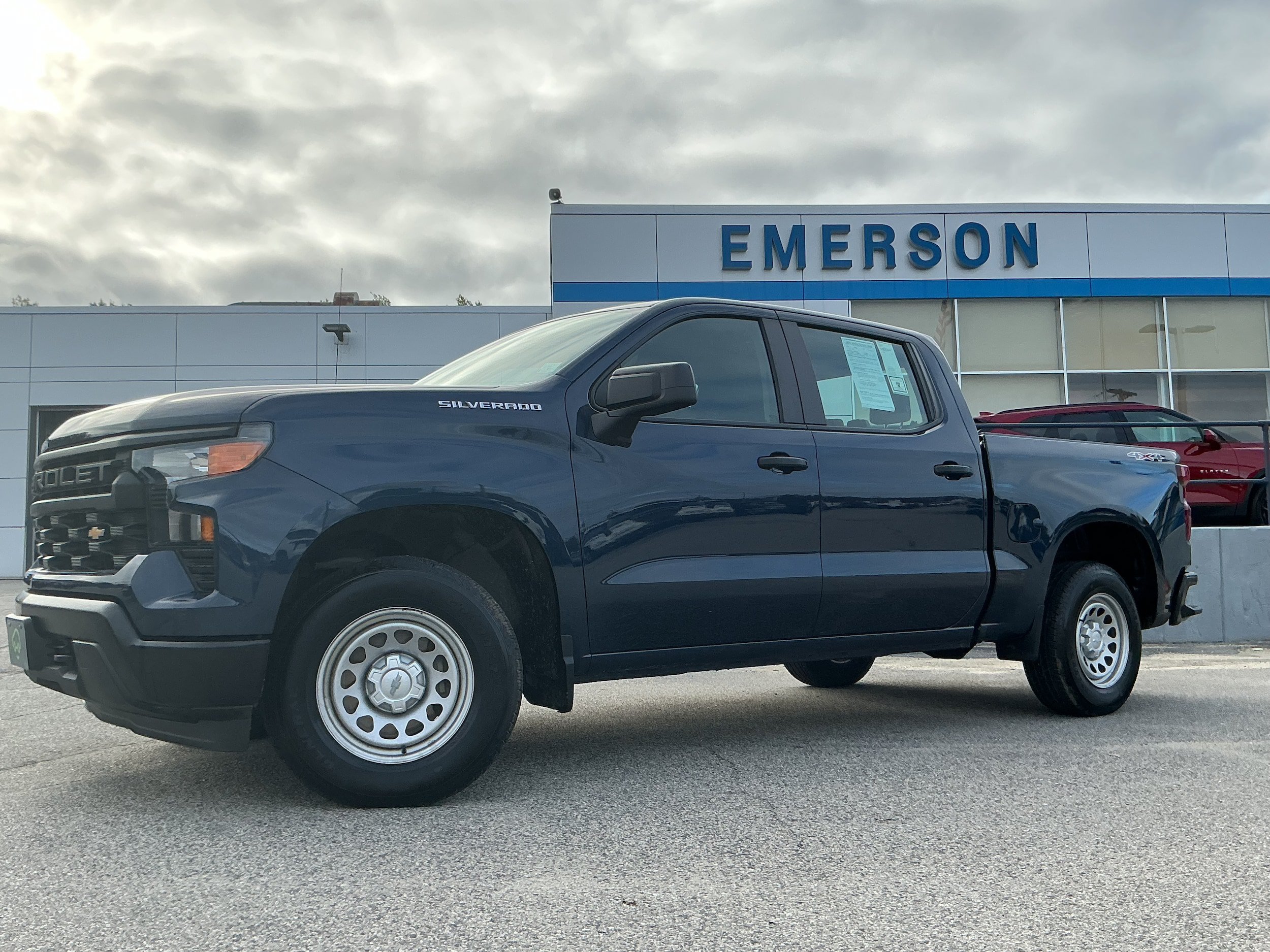 Certified 2023 Chevrolet Silverado 1500 W/T w/ Trailering Package AWD/4WD image 4