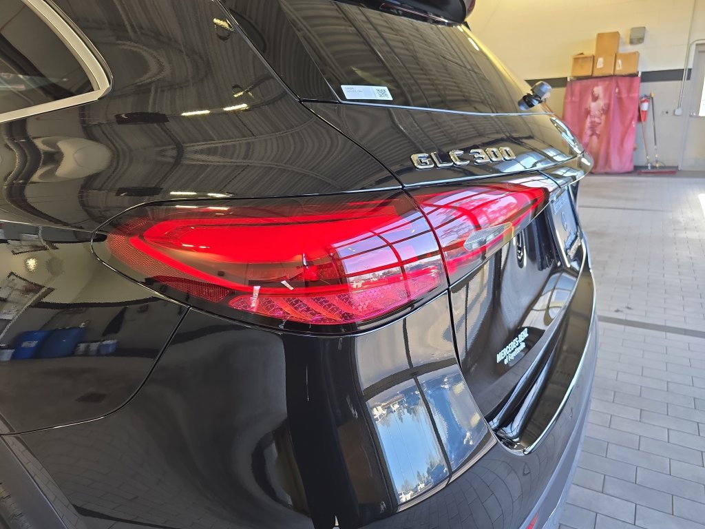 Certified 2026 Mercedes-Benz GLC 300 image 38