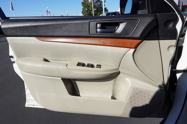 Used 2014 Subaru Outback 2.5i Limited w/ Moonroof Package image 22