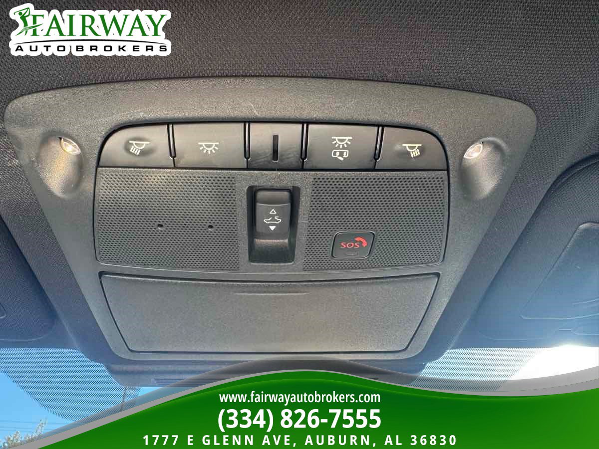 Used 2022 INFINITI Q50 Sensory image 25