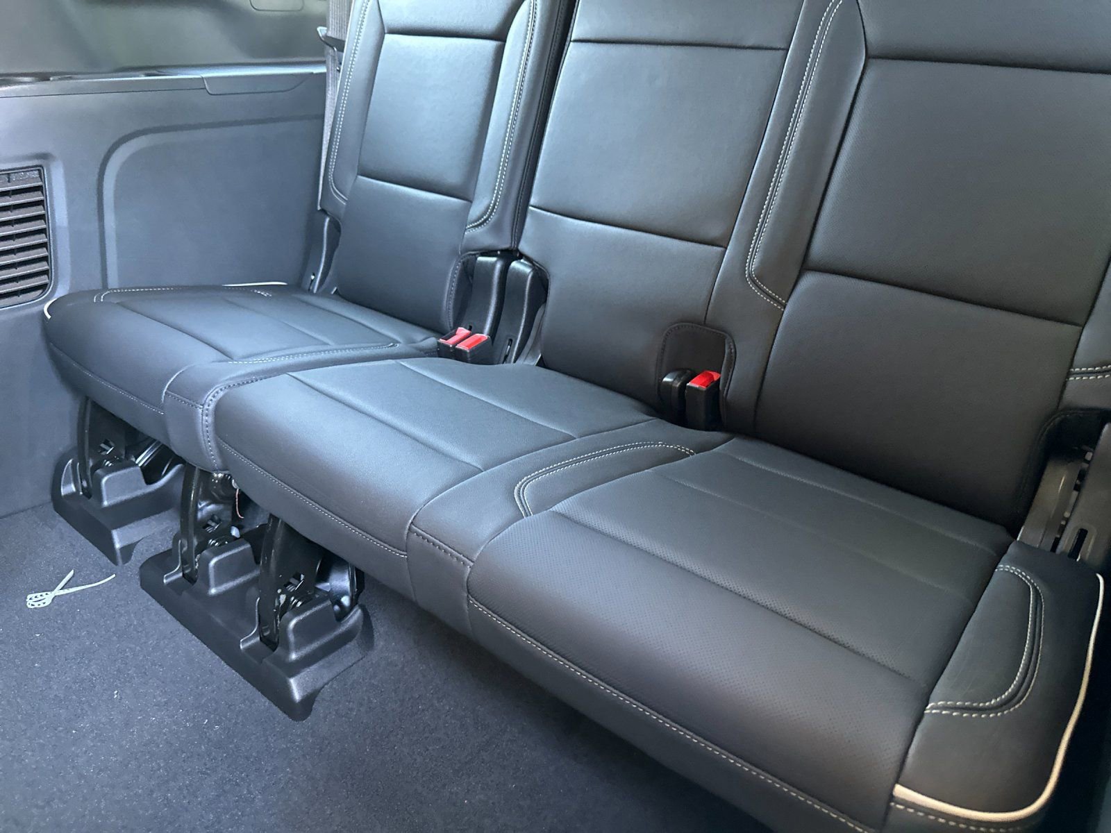 New 2026 GMC Yukon XL Elevation RWD image 15