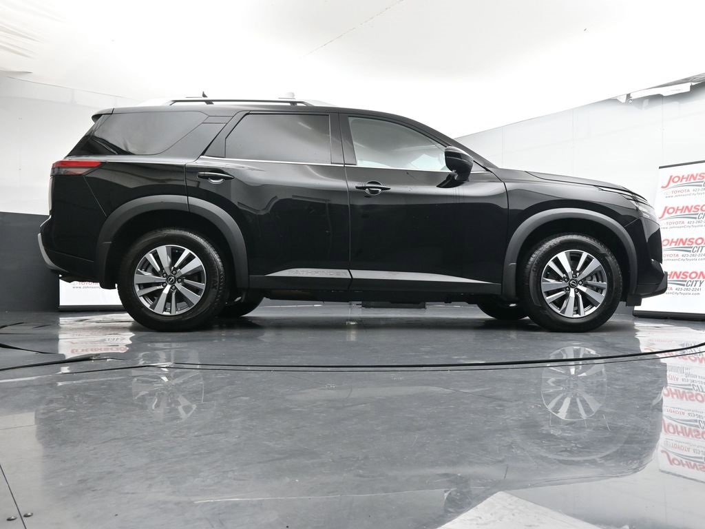 Used 2023 Nissan Pathfinder SL image 36