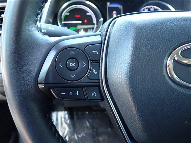 Used 2020 Toyota Camry SE FWD image 13