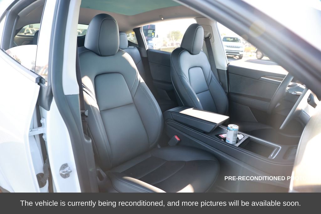 Used 2023 Tesla Model Y Performance image 15